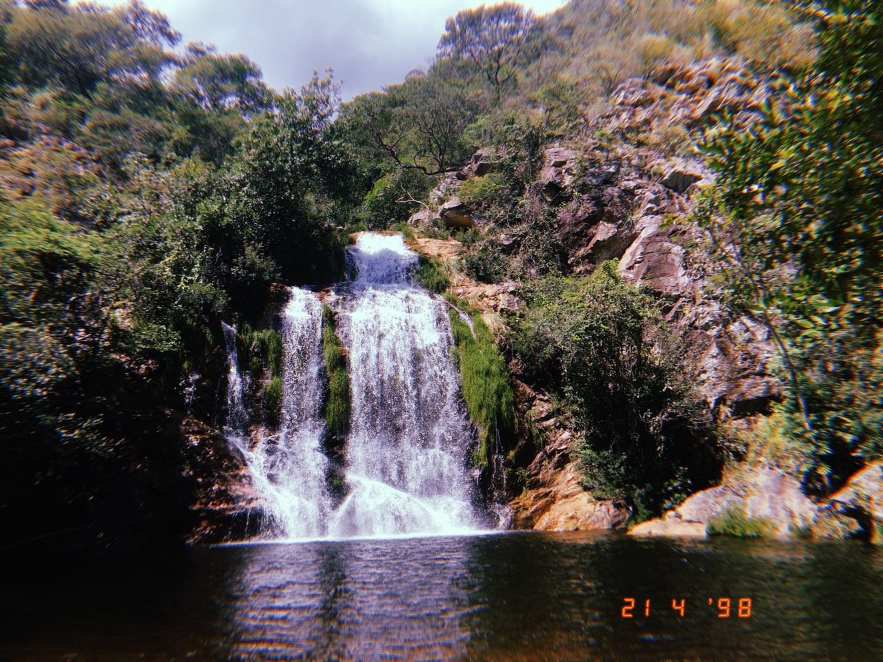 Lassance Minas Gerais fonte: dynamic-media-cdn.tripadvisor.com Fonte: dynamic-media-cdn.tripadvisor.com